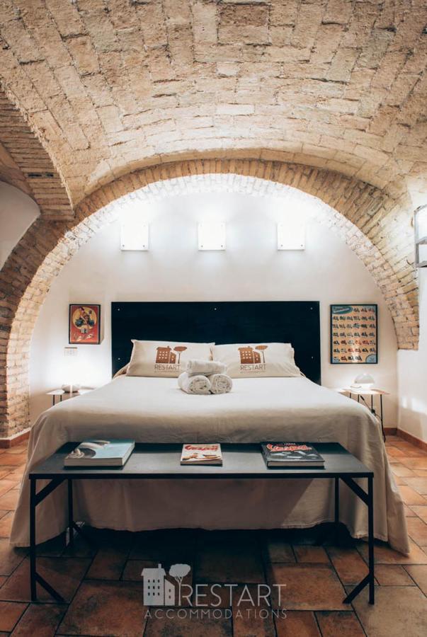 Restart Accommodations Balestra Рим Экстерьер фото